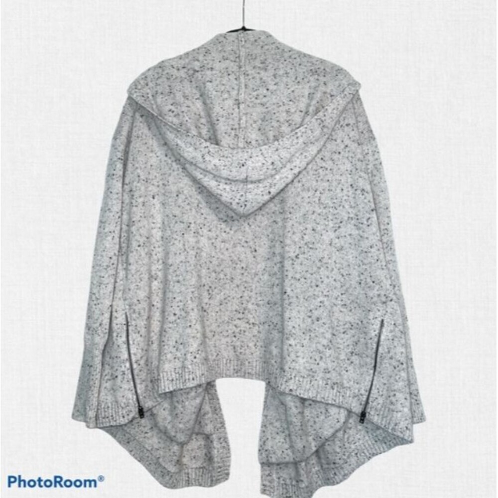 Club Monaco Cashmere Cardigan with Hood XS/ Small - Picture 3 of 5